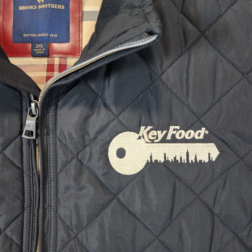 Brooks Brothers Puffer Quilted Vest Men's 2XL Black Key Food Logo Full Zip EUC - Picture 6 of 11